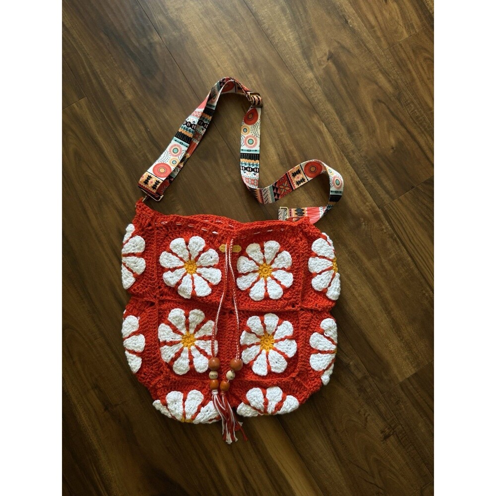Hand Crocheted Daisy Shoulder Bag + Adjustable Strap | Mom Gift | Boho | Hippie